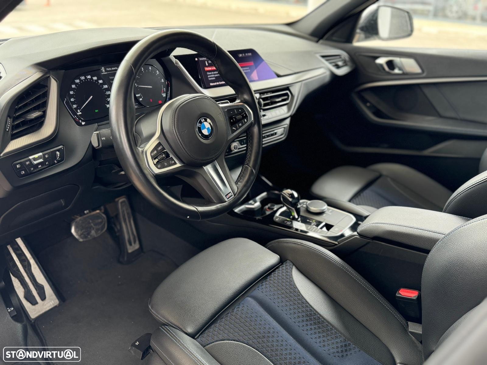 BMW 118 i Pack Desportivo M Auto - 3