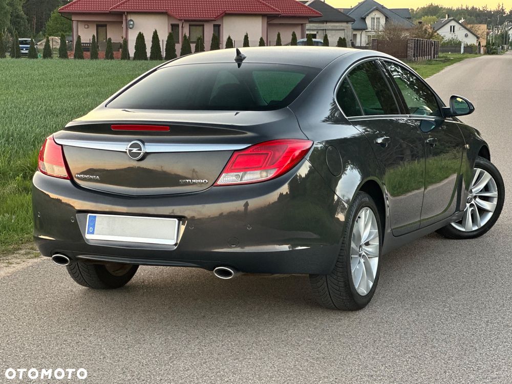 Opel Insignia - 17