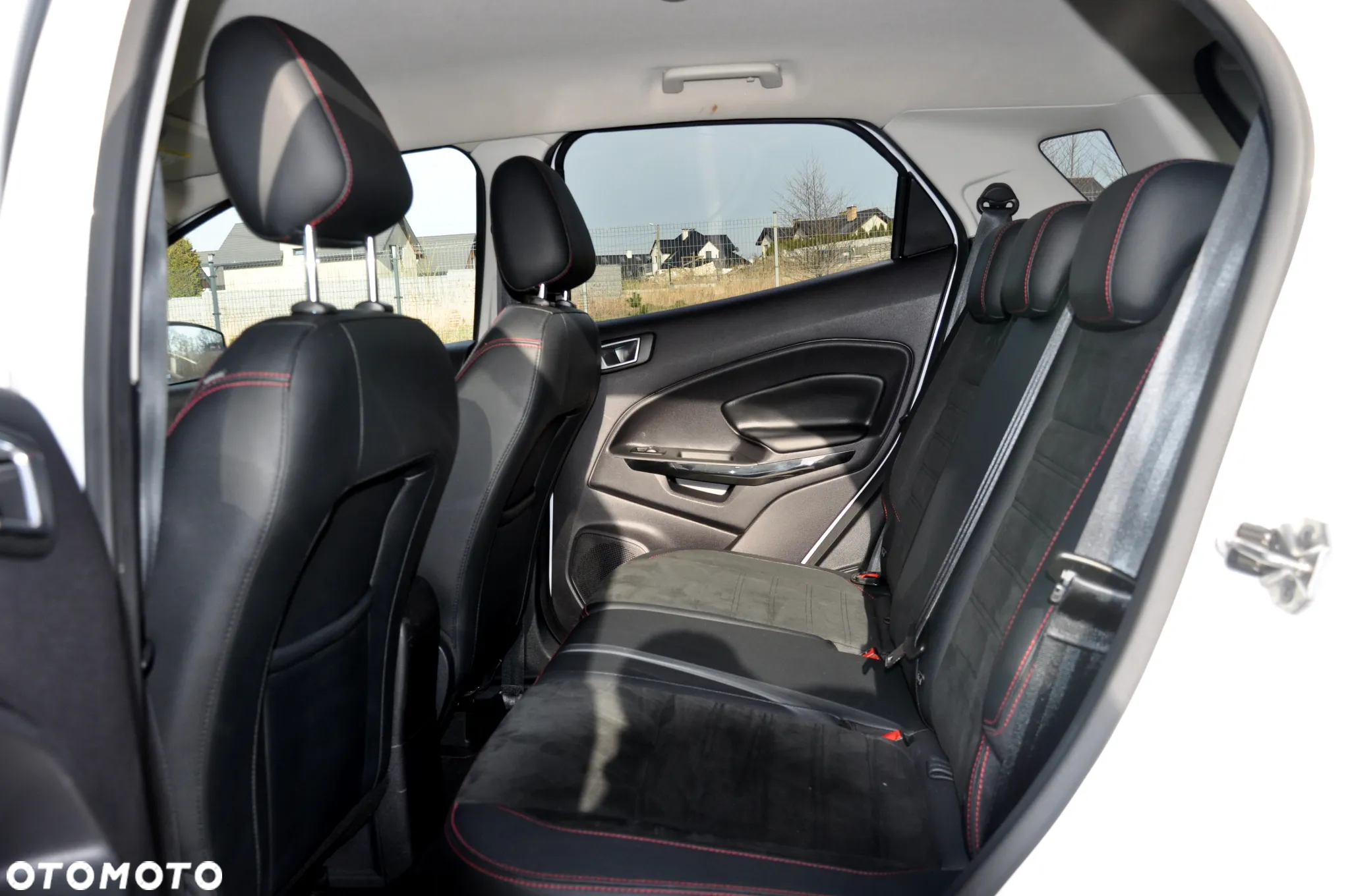 Ford EcoSport 1.0 EcoBoost ST-Line Black ASS - 29