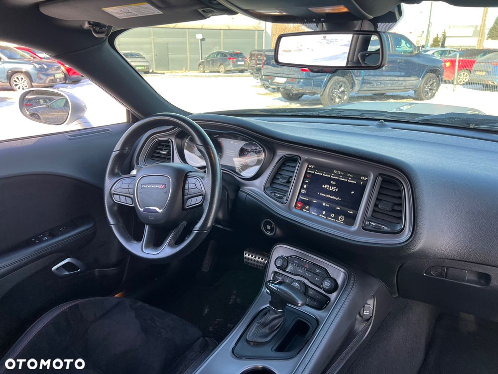 Dodge Challenger 6.4 Scat Pack - 18
