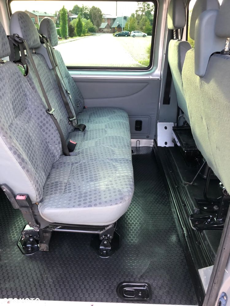 Ford Transit - 33