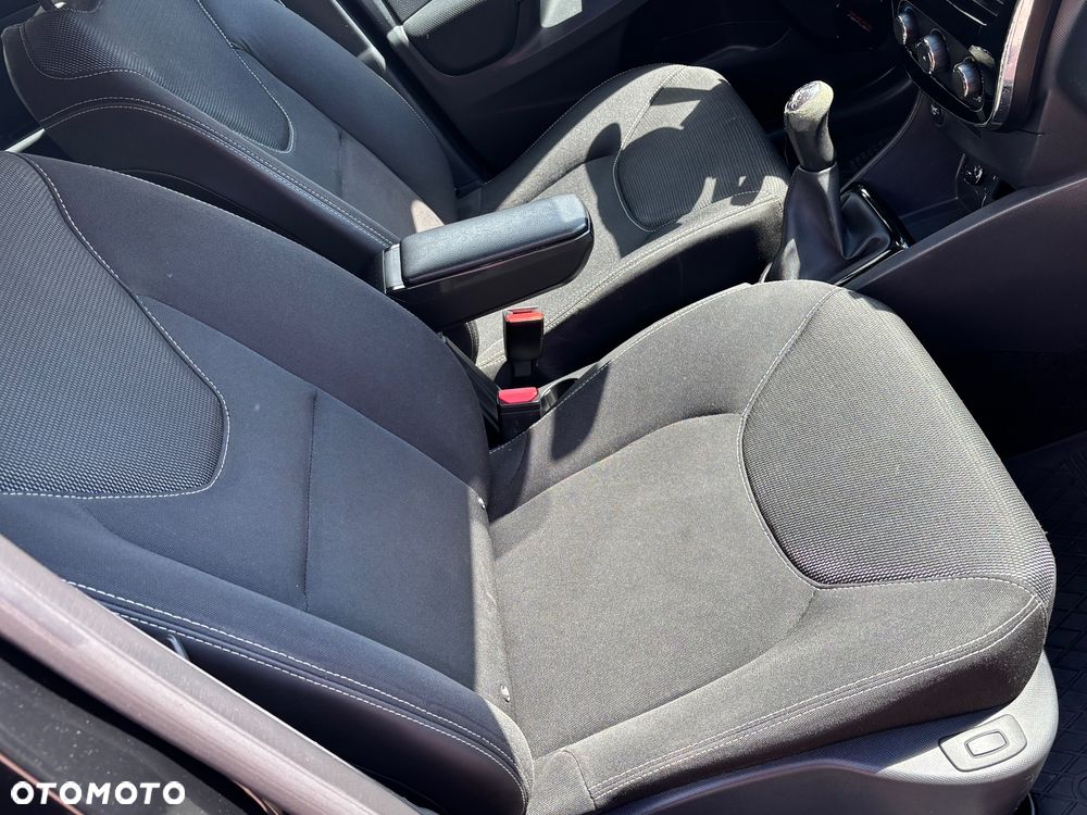 Renault Clio - 14