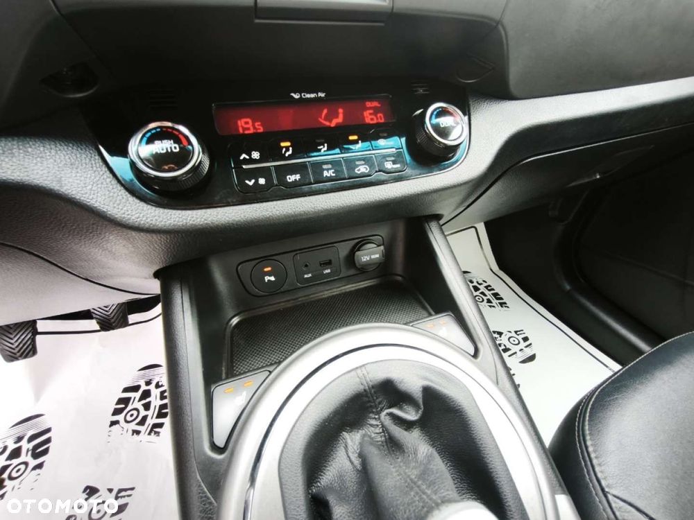 Kia Sportage - 12