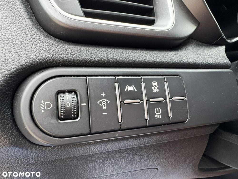 Kia Ceed 1.5 T-GDI M DCT - 28