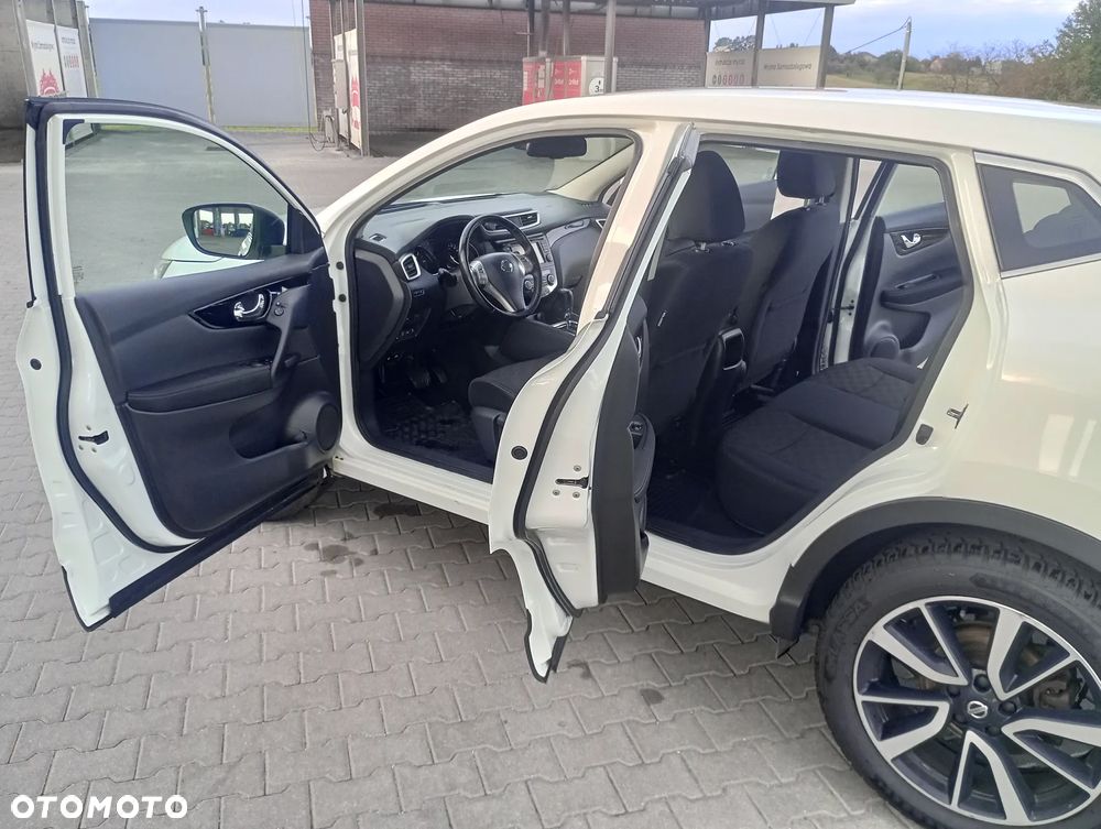 Nissan Qashqai - 10