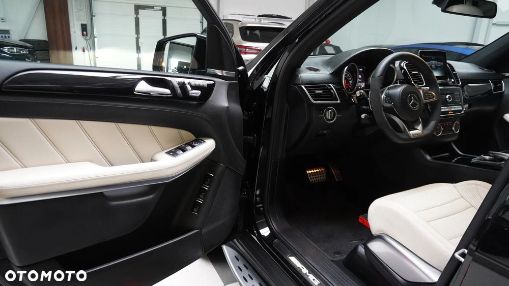 Mercedes-Benz GLS - 5