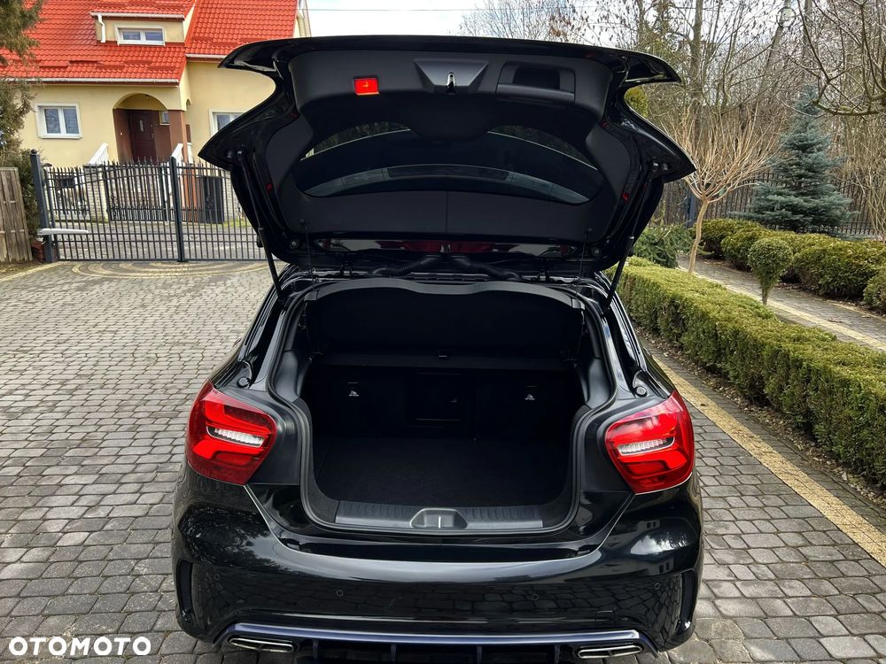 Mercedes-Benz Klasa A AMG 45 4Matic AMG Speedshift 7G-DCT - 12