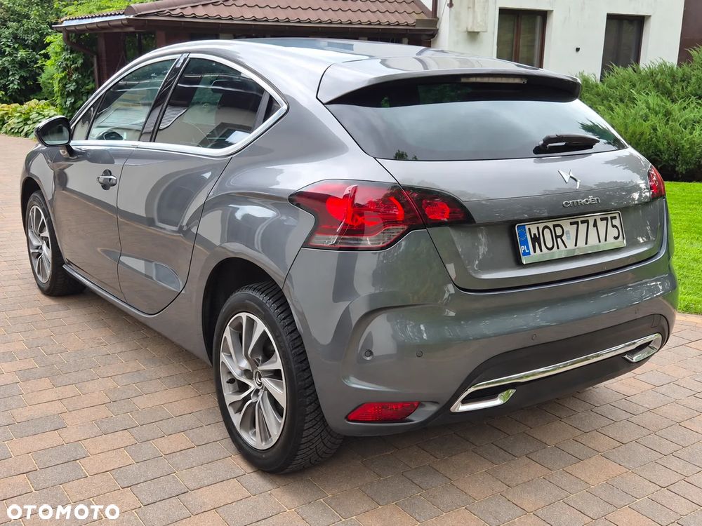 Citroën DS4 1.6 e-HDi SoChic MCP - 21