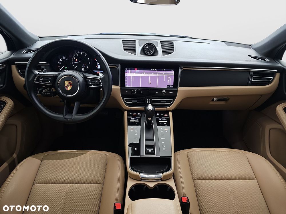 Porsche Macan Standard - 31