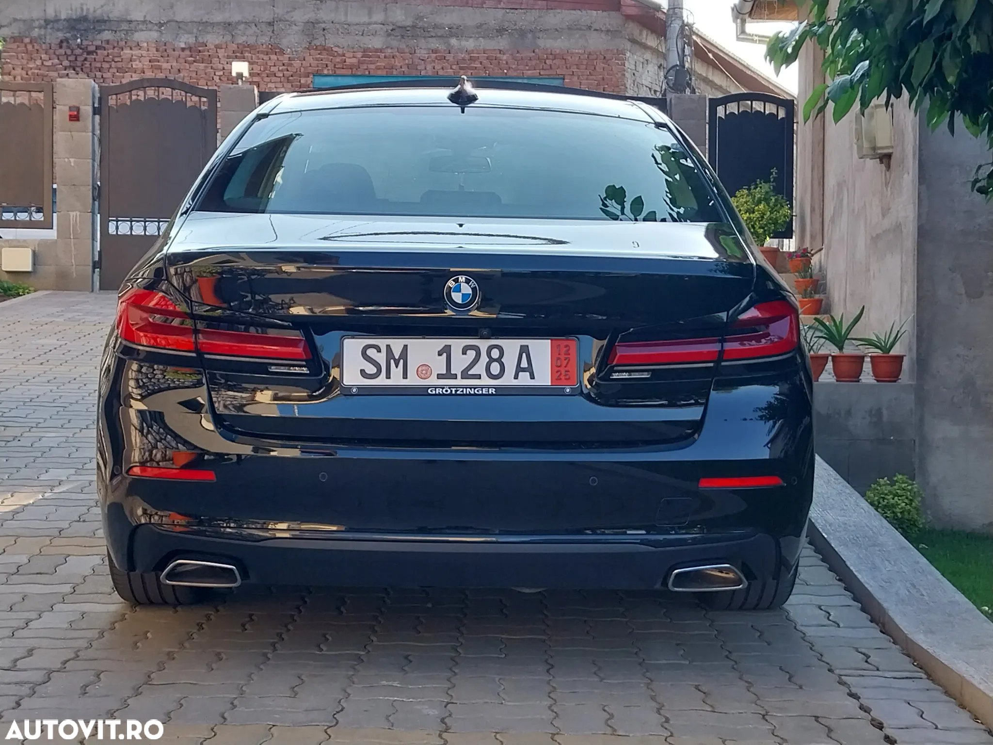 BMW Seria 5 530d AT MHEV - 4