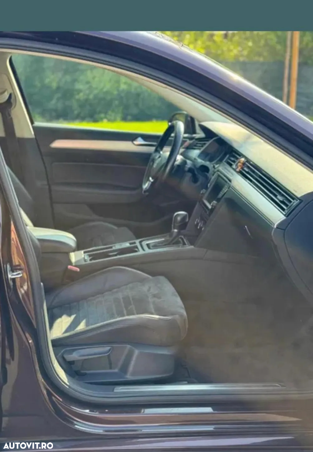 Volkswagen Passat - 4