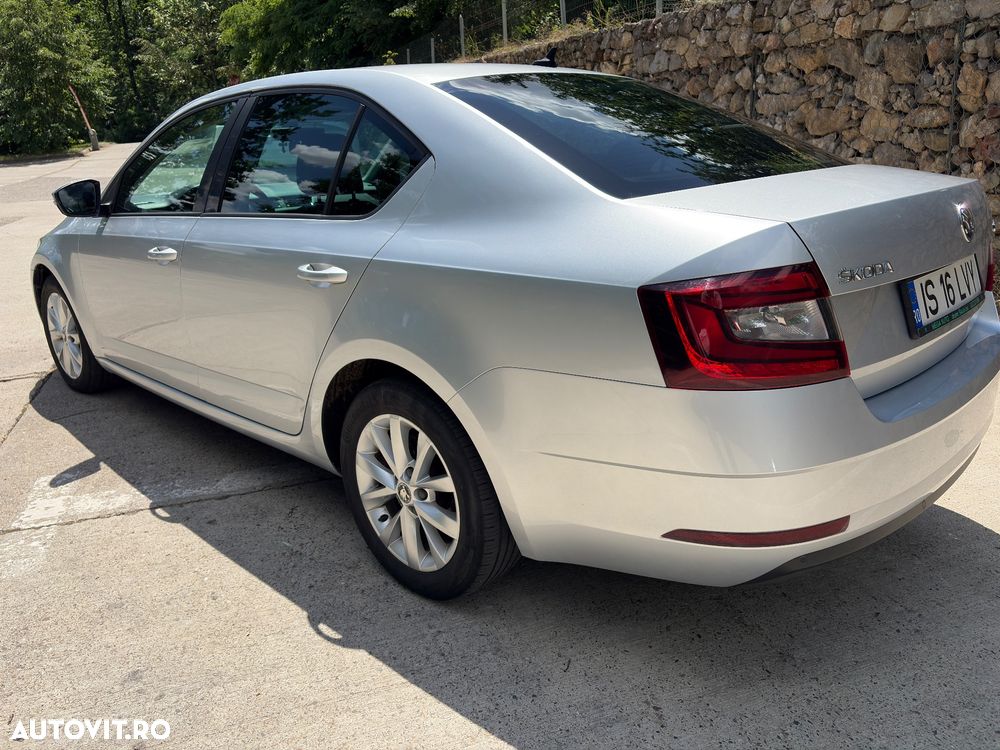 Skoda Octavia 2.0 TDI Style - 2