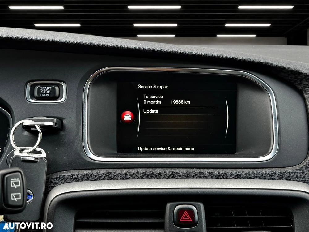 Volvo V40 D2 Powershift Momentum - 29