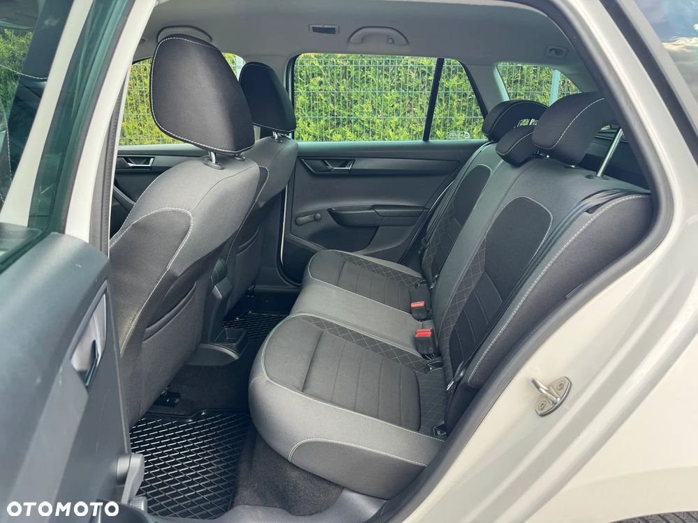 Skoda Fabia 1.0 TSI Ambition - 21