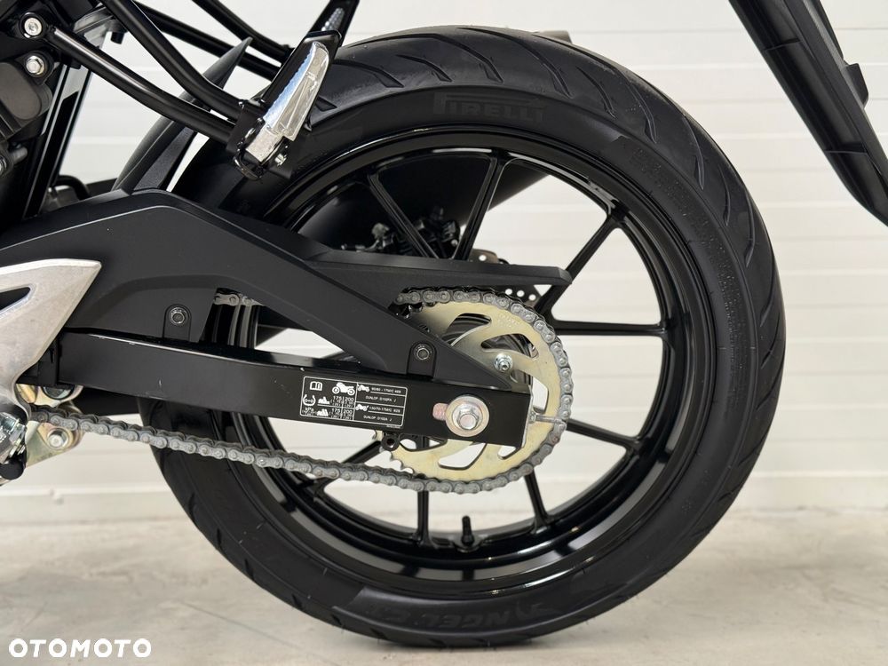 Suzuki GSX - 30
