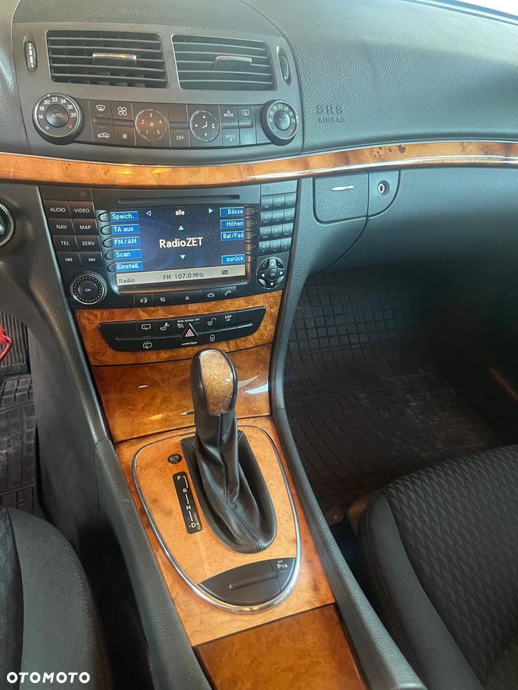 Mercedes-Benz Klasa E 200 Kompressor Automatik Elegance - 9