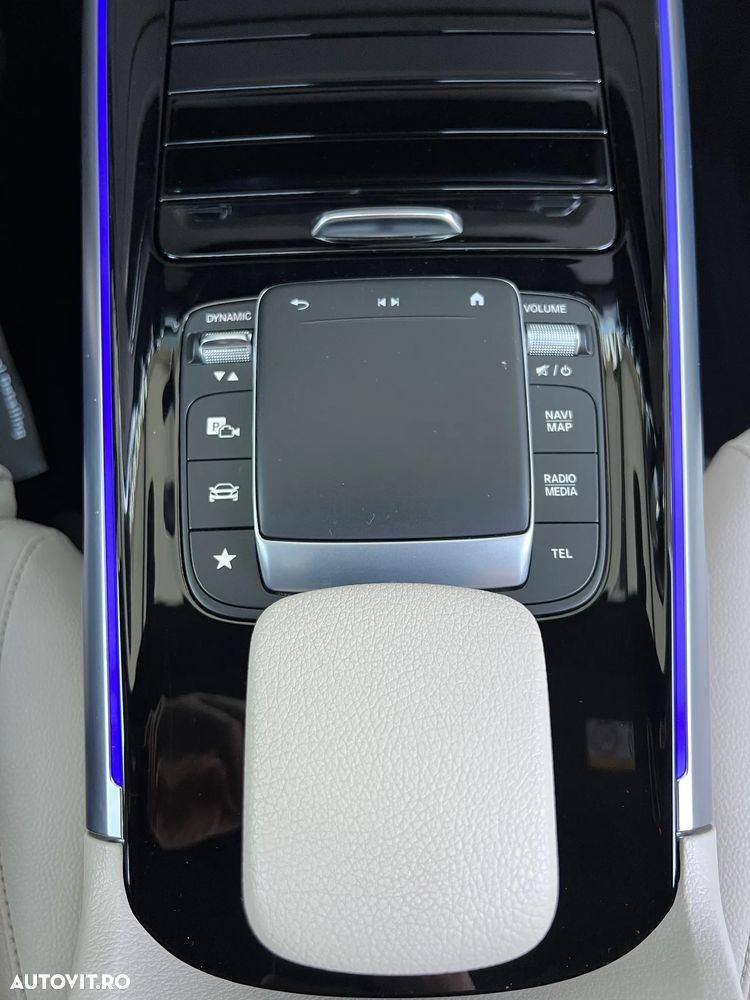 Mercedes-Benz GLB 200 4MATIC 8G-DCT - 22