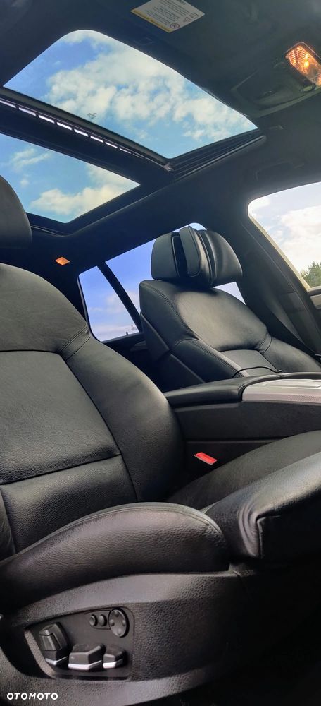 BMW Seria 5 M550d xDrive - 12