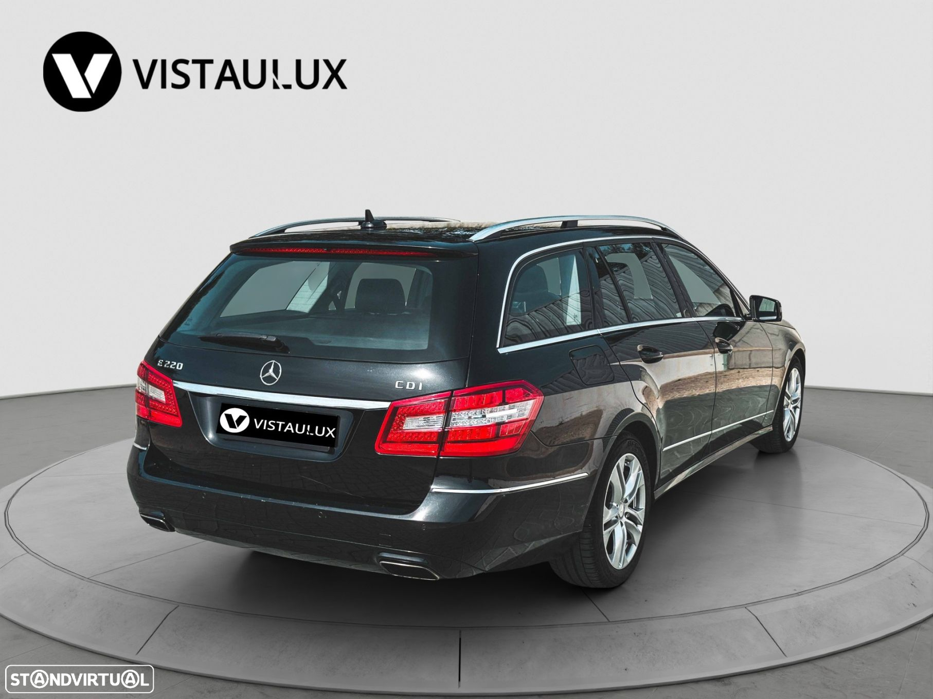 Mercedes-Benz E 220 CDi Avantgarde BlueEfficiency Auto - 4