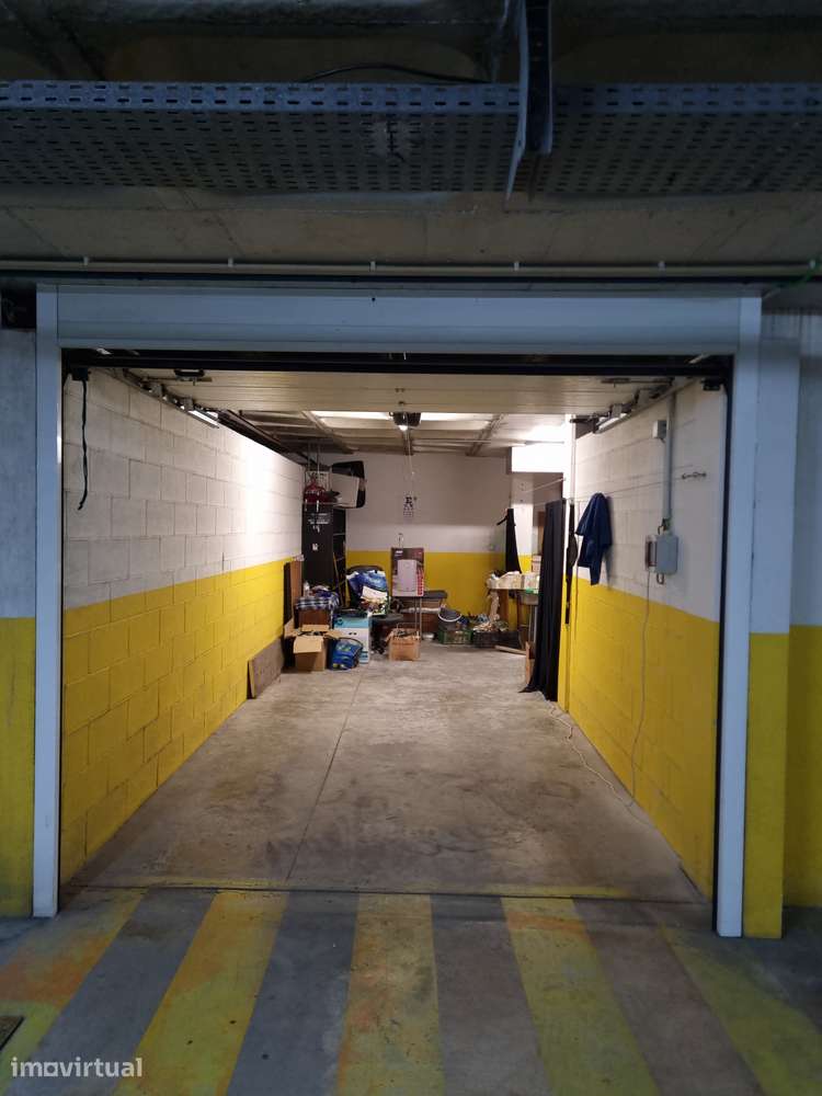Garagem Forte São Pedro - 2 Carros + Arrumos - Grande imagem: 3/6