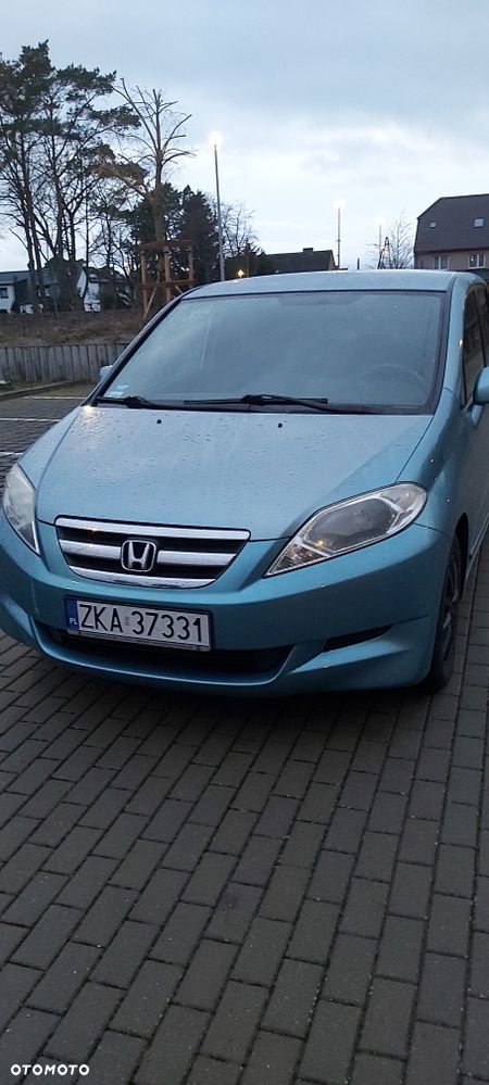 Honda FR-V - 4