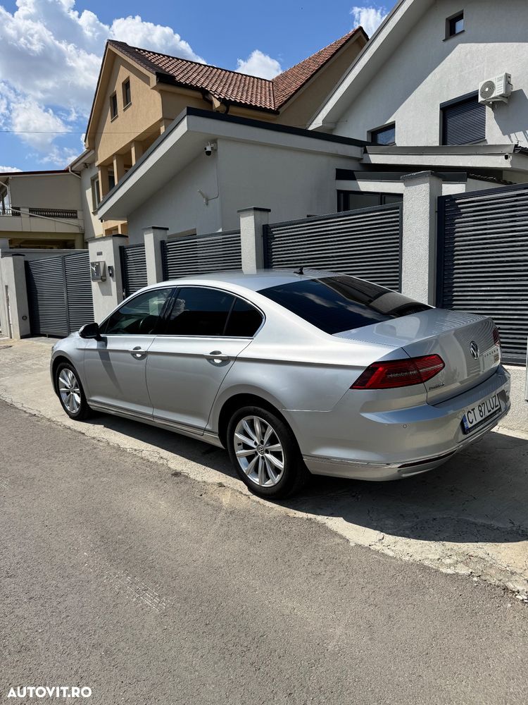 Volkswagen Passat 2.0 TDI DSG Highline - 3