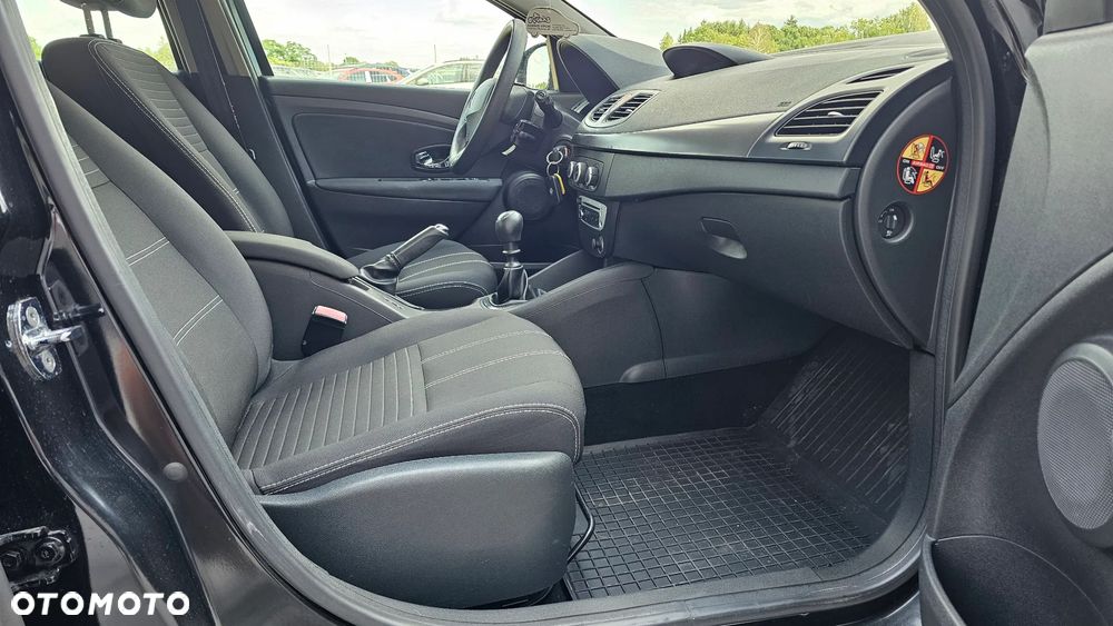 Renault Fluence 1.5 dCi Limited - 11