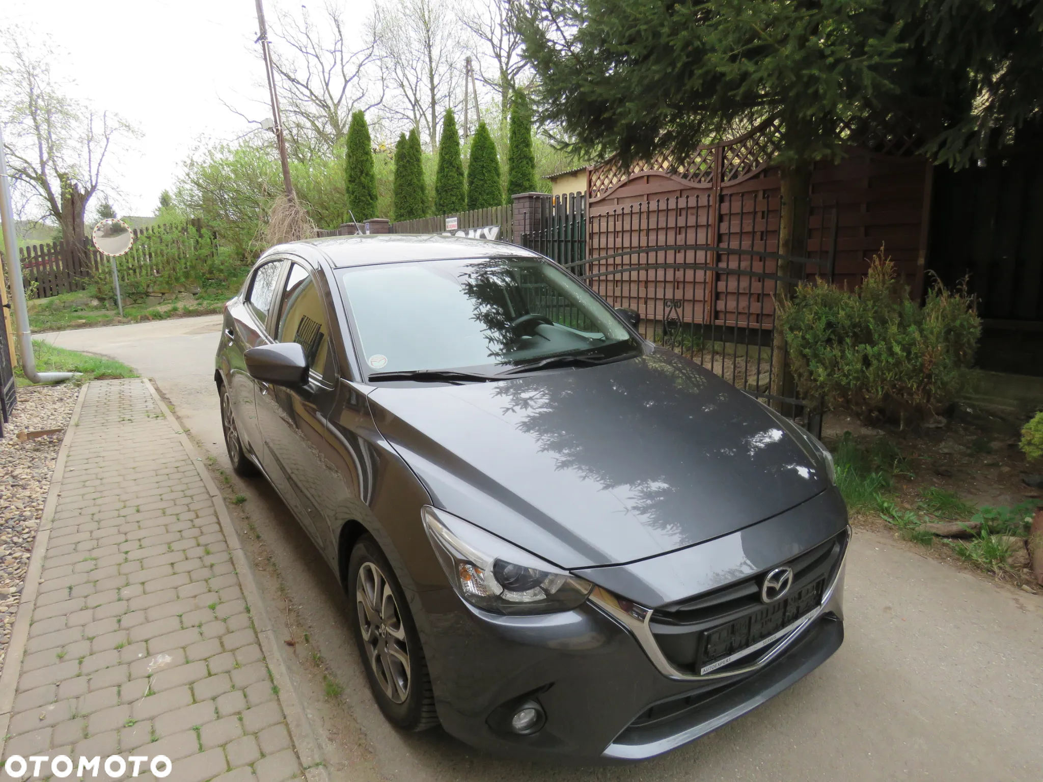 Mazda 2 SKYACTIV-G 90 Exclusive-Line - 4