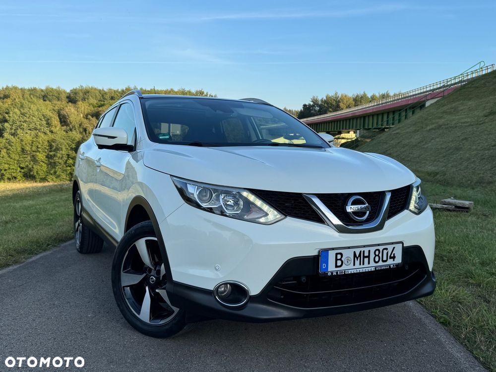 Nissan Qashqai 1.6 DIG-T Tekna+ - 1