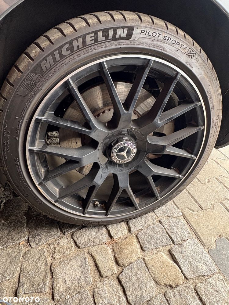 Mercedes-Benz Klasa E 300 d T 9G-TRONIC AMG Line - 16
