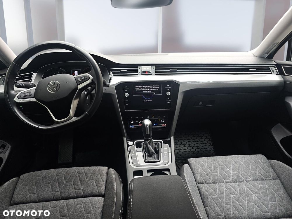 Volkswagen Passat Variant 1.5 TSI EVO Business DSG - 8