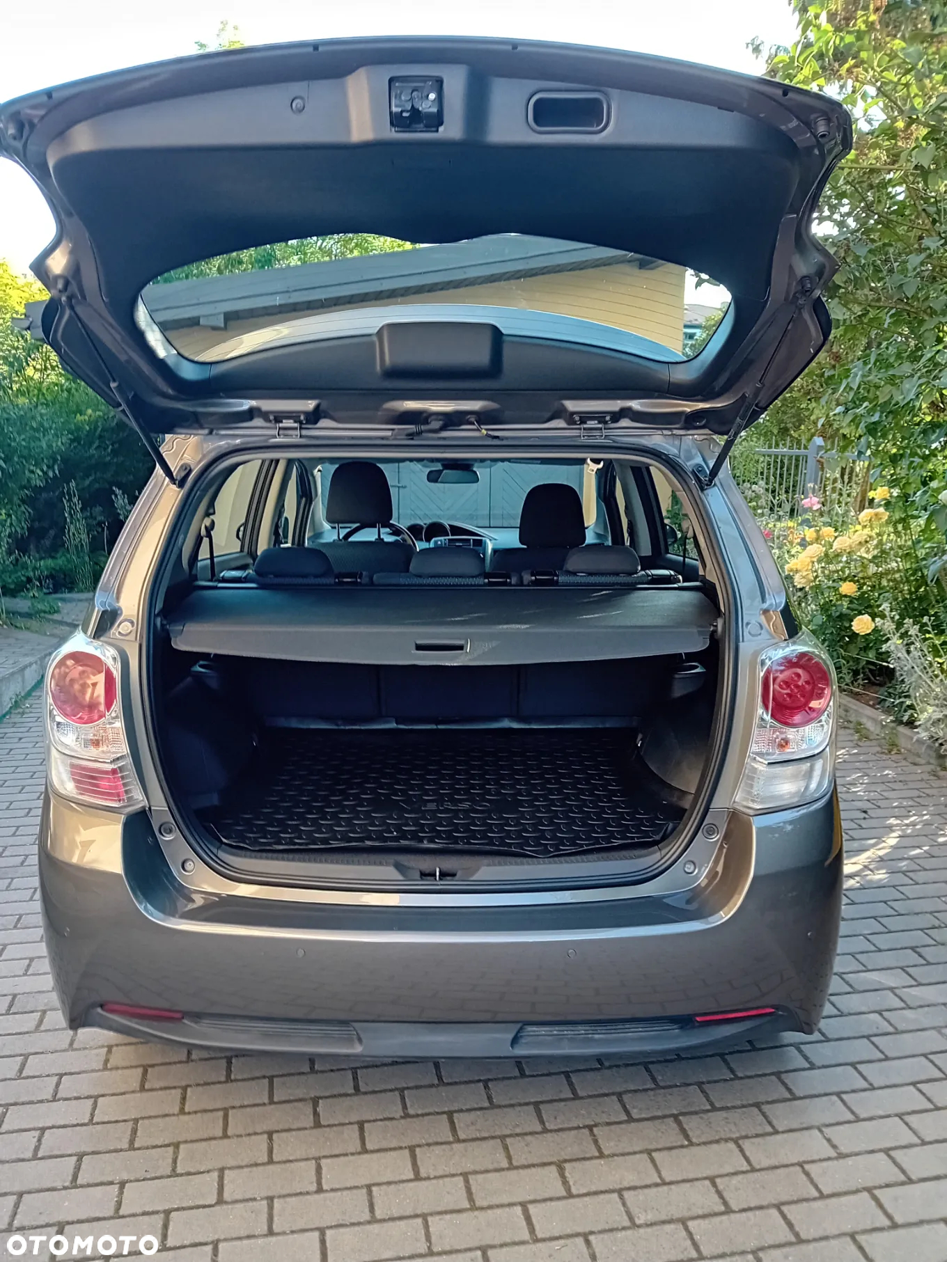 Toyota Verso 1.6 Active - 3
