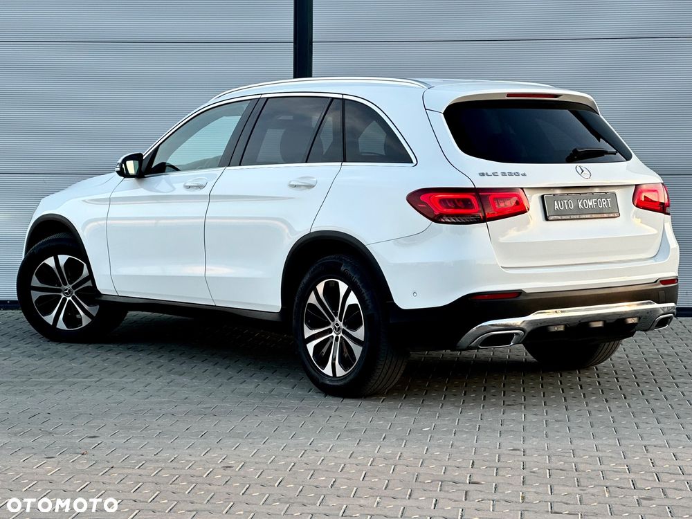 Mercedes-Benz GLC 220 d - 9