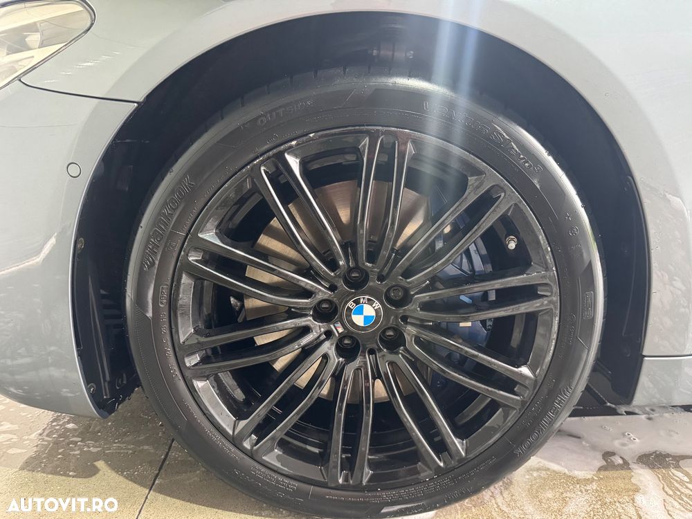 BMW Seria 5 540d xDrive AT - 18