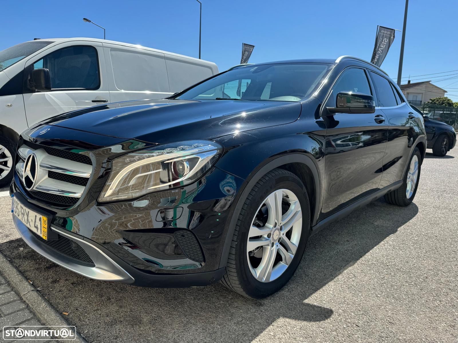 Mercedes-Benz GLA 180 CDi Aut. - 1