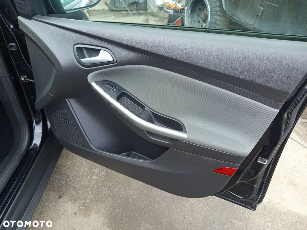 Ford Focus SW 1.0 EcoBoost Trend - 20