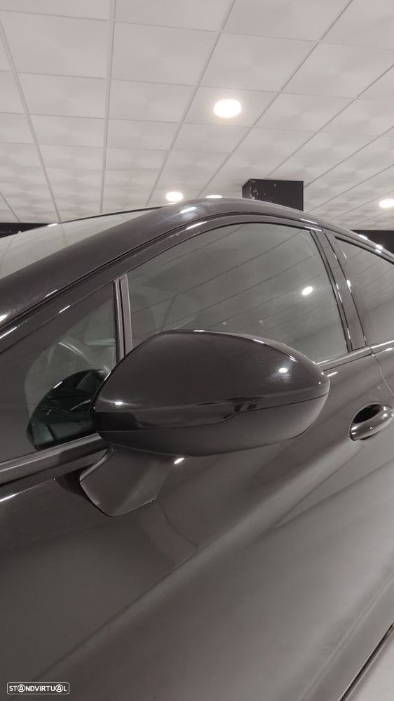 Opel Astra 1.2 T Design & Tech S/S - 9