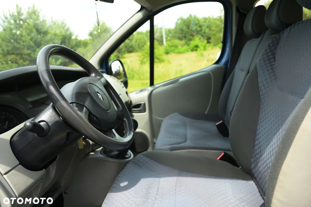 Renault Trafic - 30