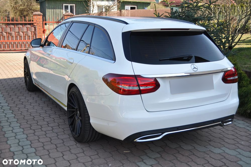 Mercedes-Benz Klasa C 200 (BlueTEC) d T AMG Line - 4