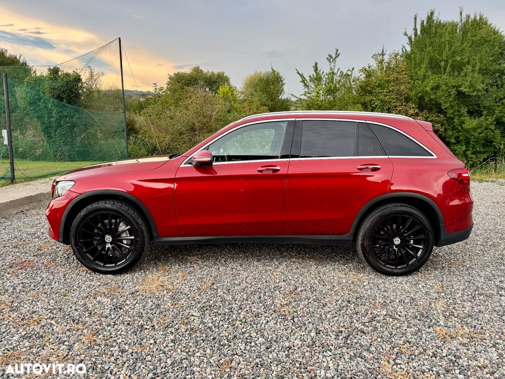 Mercedes-Benz GLC 300 4Matic 9G-TRONIC AMG Line - 4