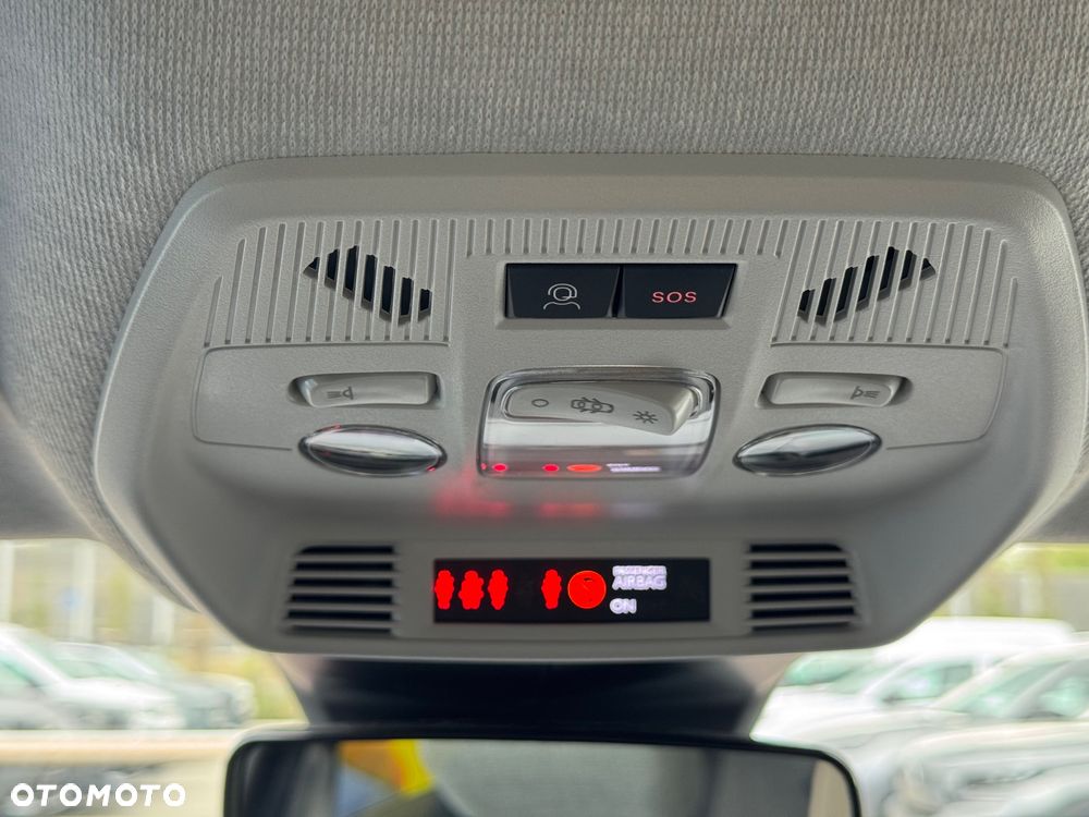 Citroën C3 Aircross 1.2 mHEV Plus S&S eDCT6 - 17