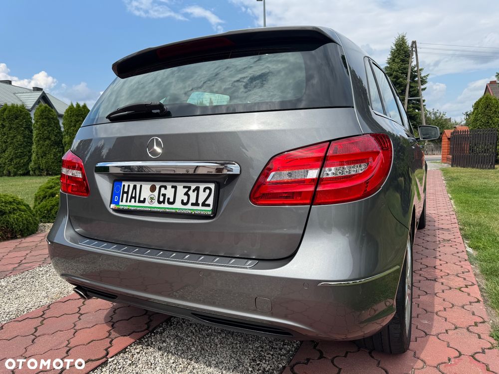 Mercedes-Benz Klasa B 180 CDI (BlueEFFICIENCY) - 11