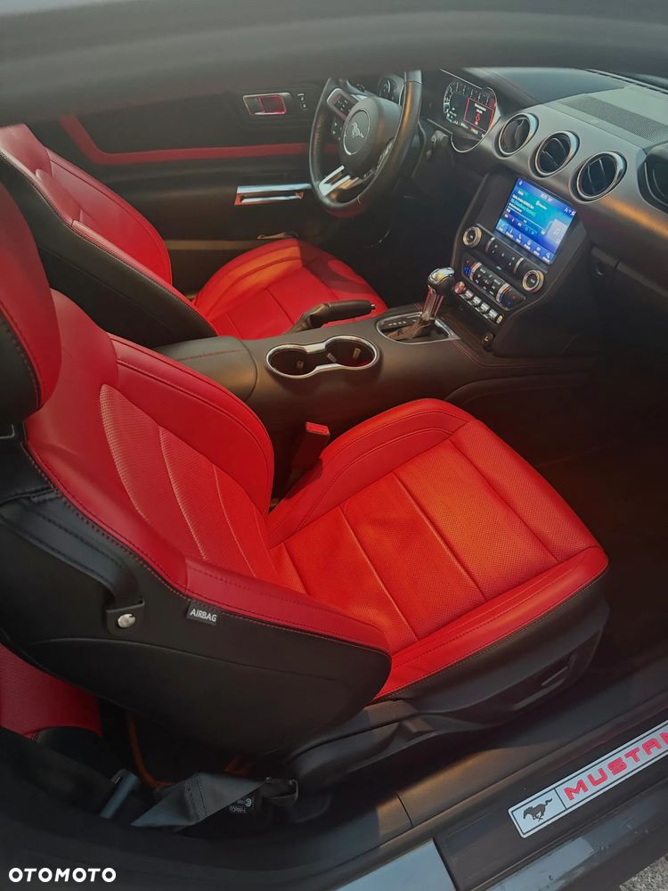 Ford Mustang - 15