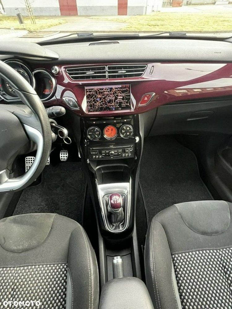 Citroën DS3 1.6 e-HDi SoChic - 15