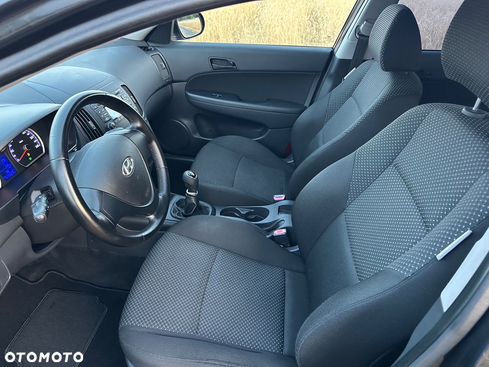 Hyundai i30 1.4 Blue Comfort - 26