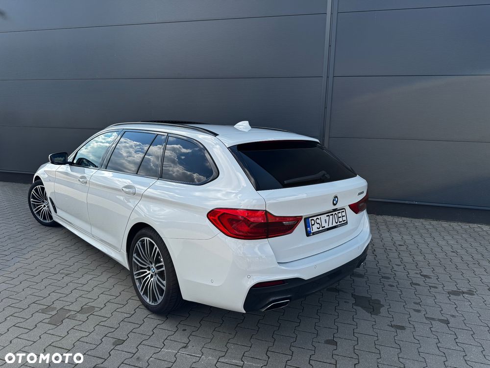 BMW Seria 5 520i Touring Sport-Aut - 14