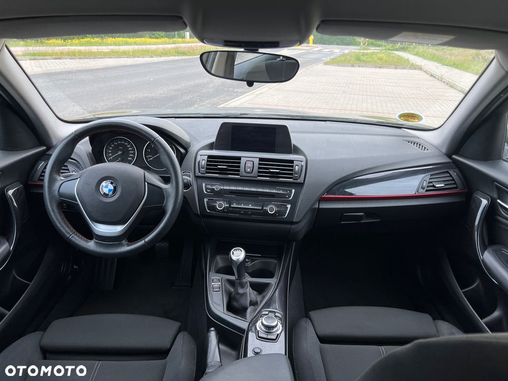 BMW Seria 1 114i Sport Line - 18
