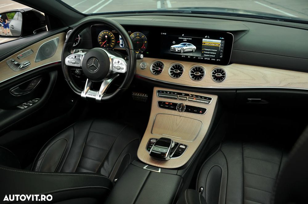 Mercedes-Benz CLS - 5