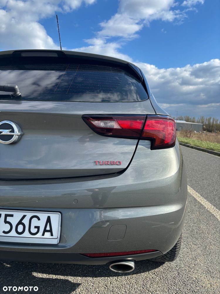 Opel Astra 1.6 T Dynamic S&S - 9