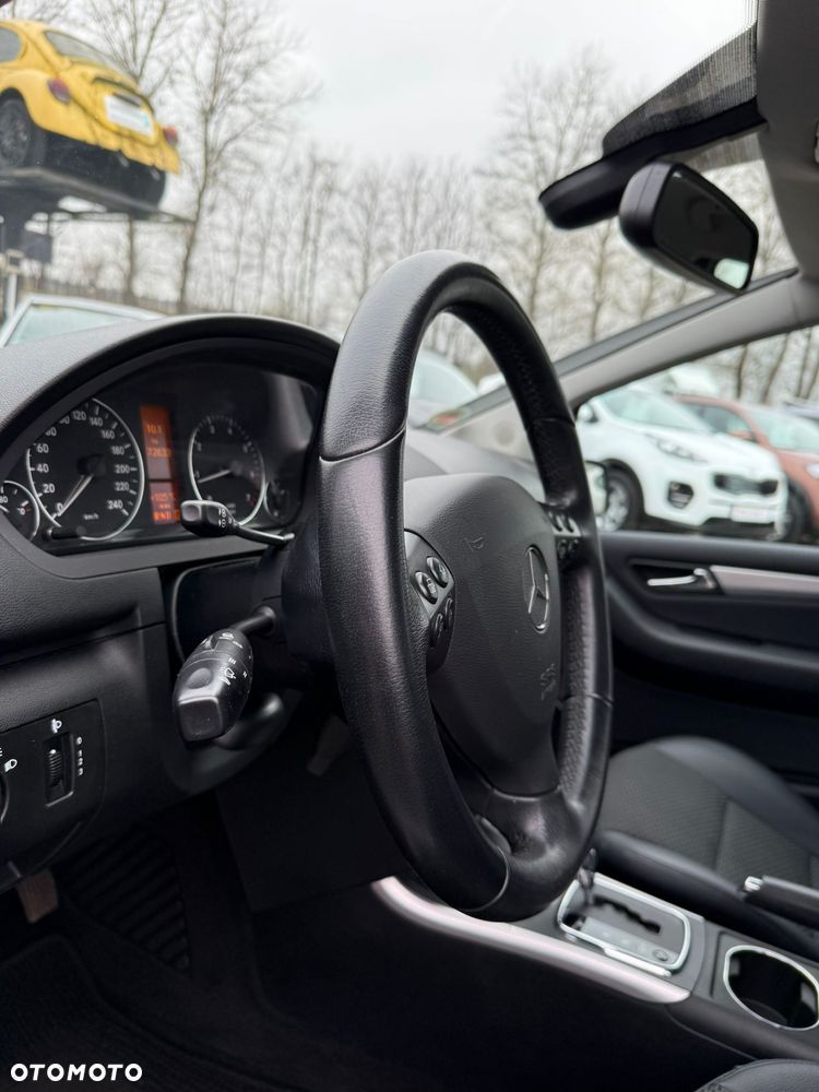 Mercedes-Benz Klasa A 170 Autotronic Avantgarde - 18